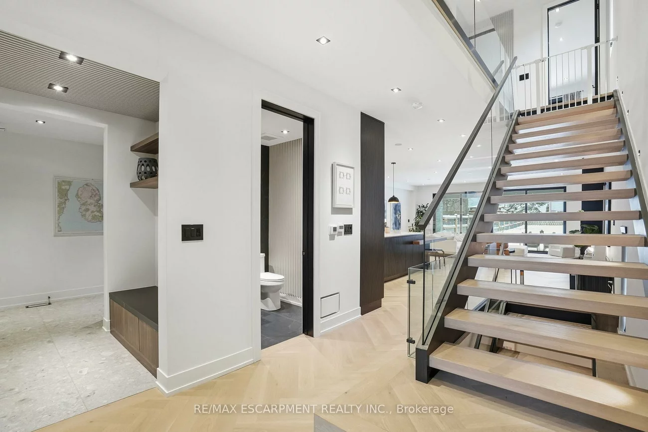 20B, Broadview, Port Credit, Mississauga