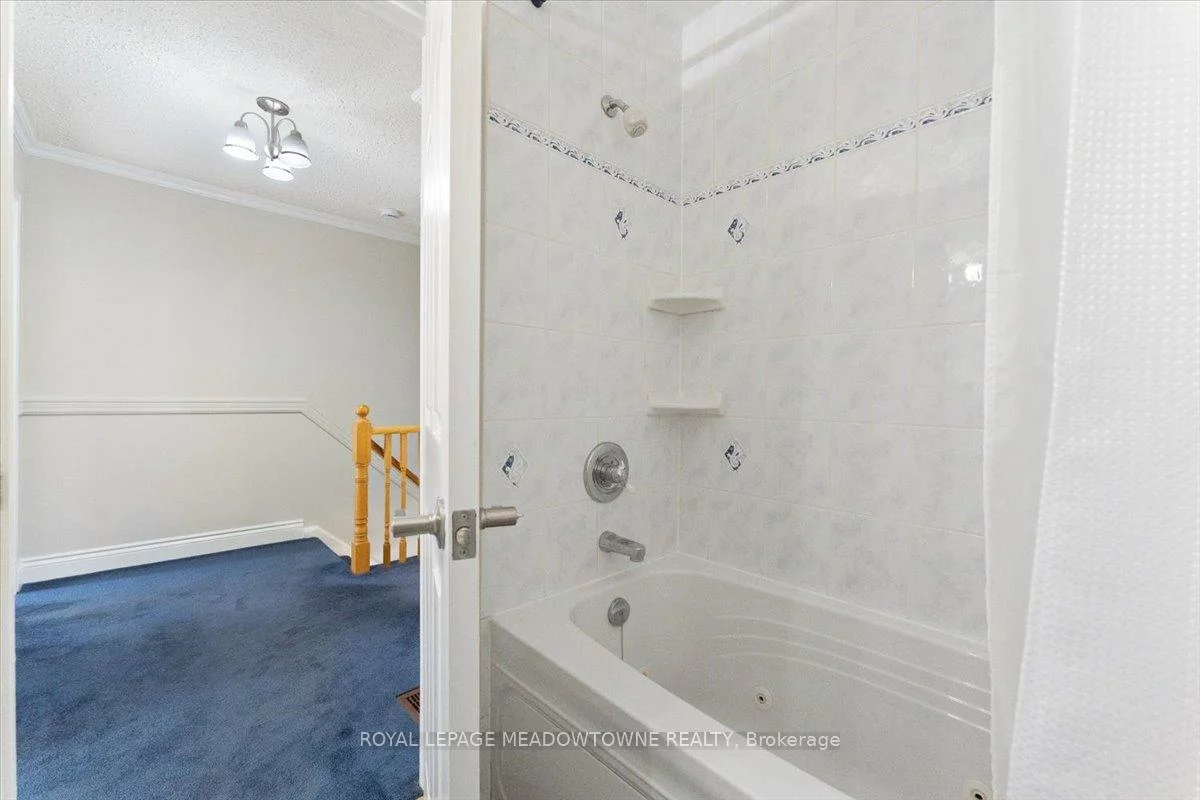 2945, Nipiwin, Meadowvale, Mississauga