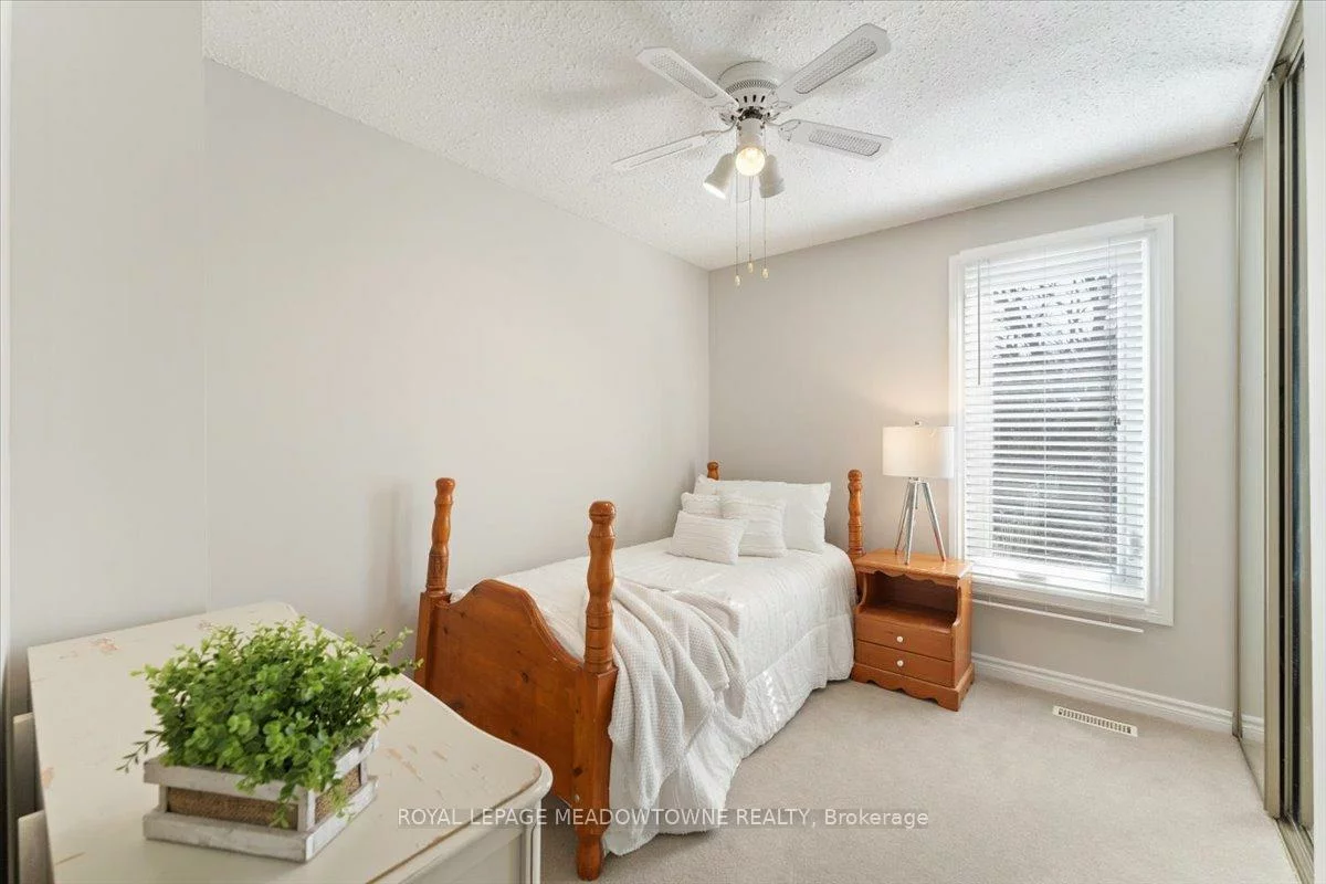 2945, Nipiwin, Meadowvale, Mississauga