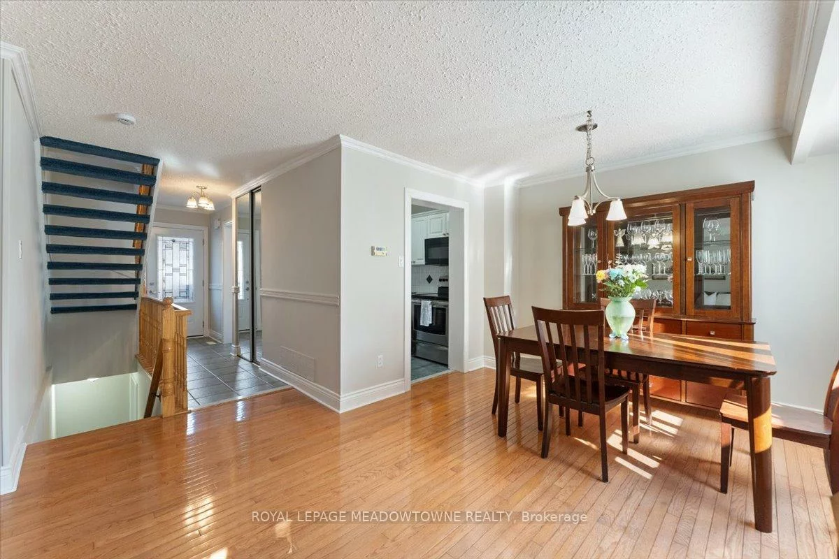 2945, Nipiwin, Meadowvale, Mississauga