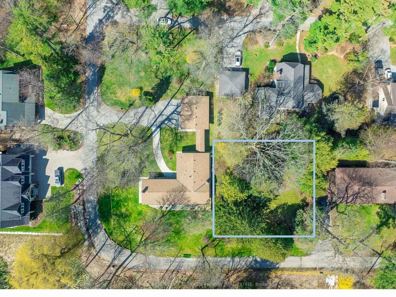 845, Chaucer, Lorne Park, Mississauga
