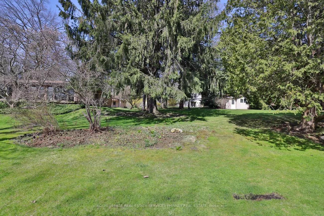 845, Chaucer, Lorne Park, Mississauga