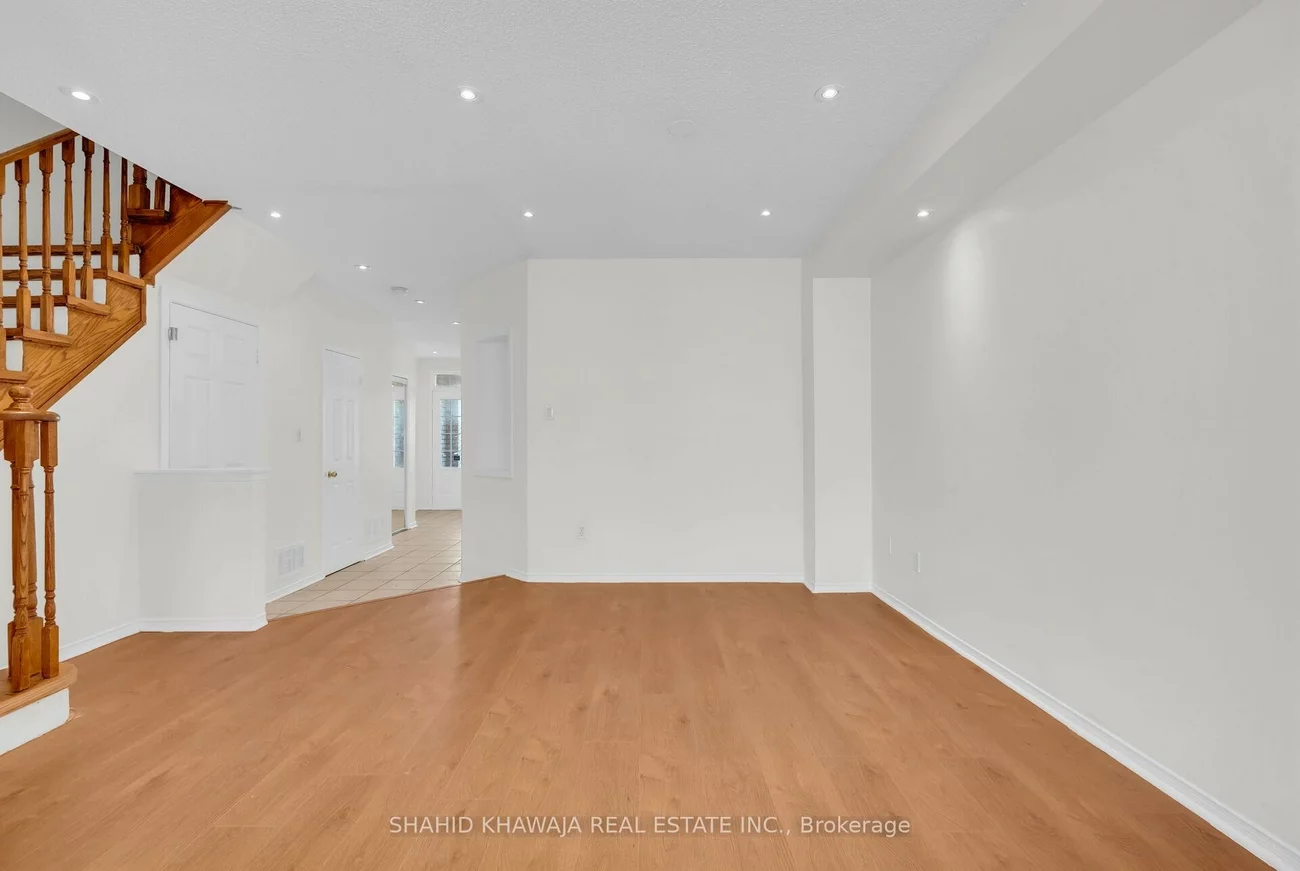 7683, Black Walnut, Lisgar, Mississauga