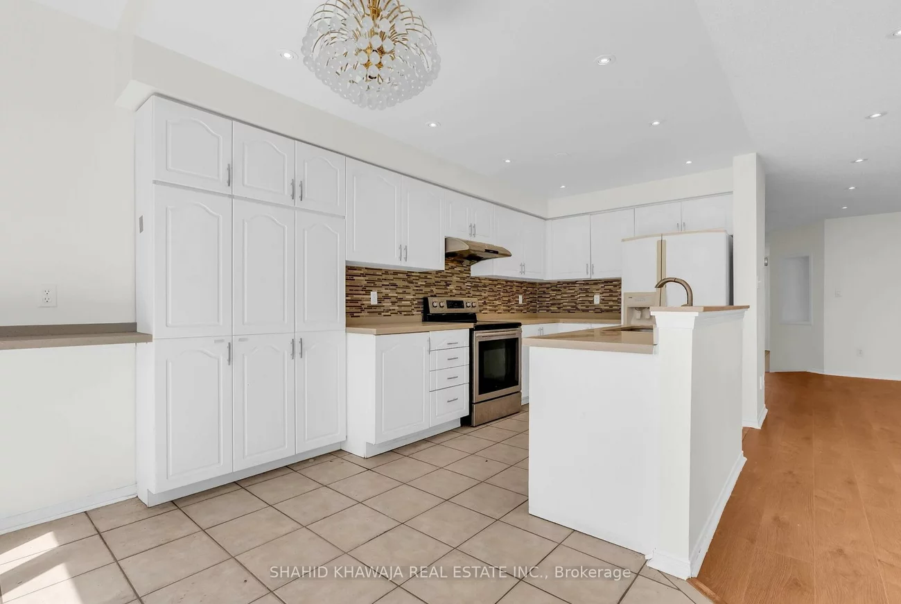 7683, Black Walnut, Lisgar, Mississauga