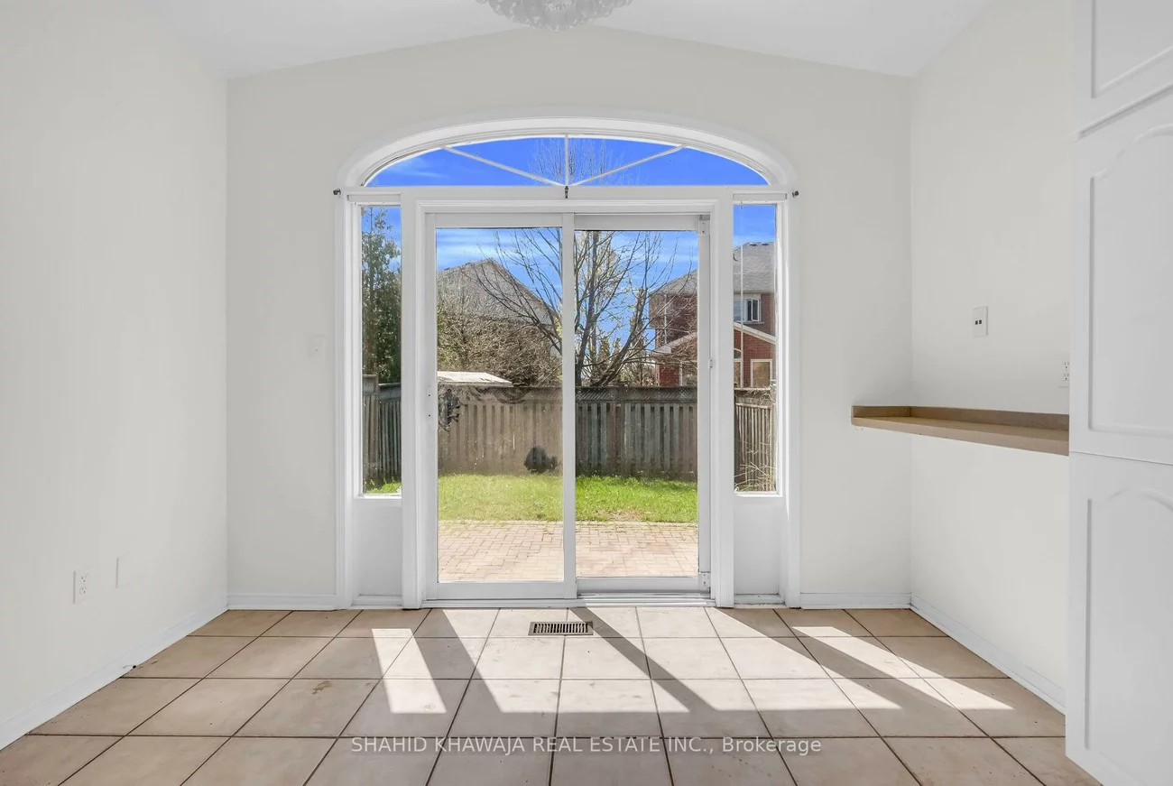 7683, Black Walnut, Lisgar, Mississauga