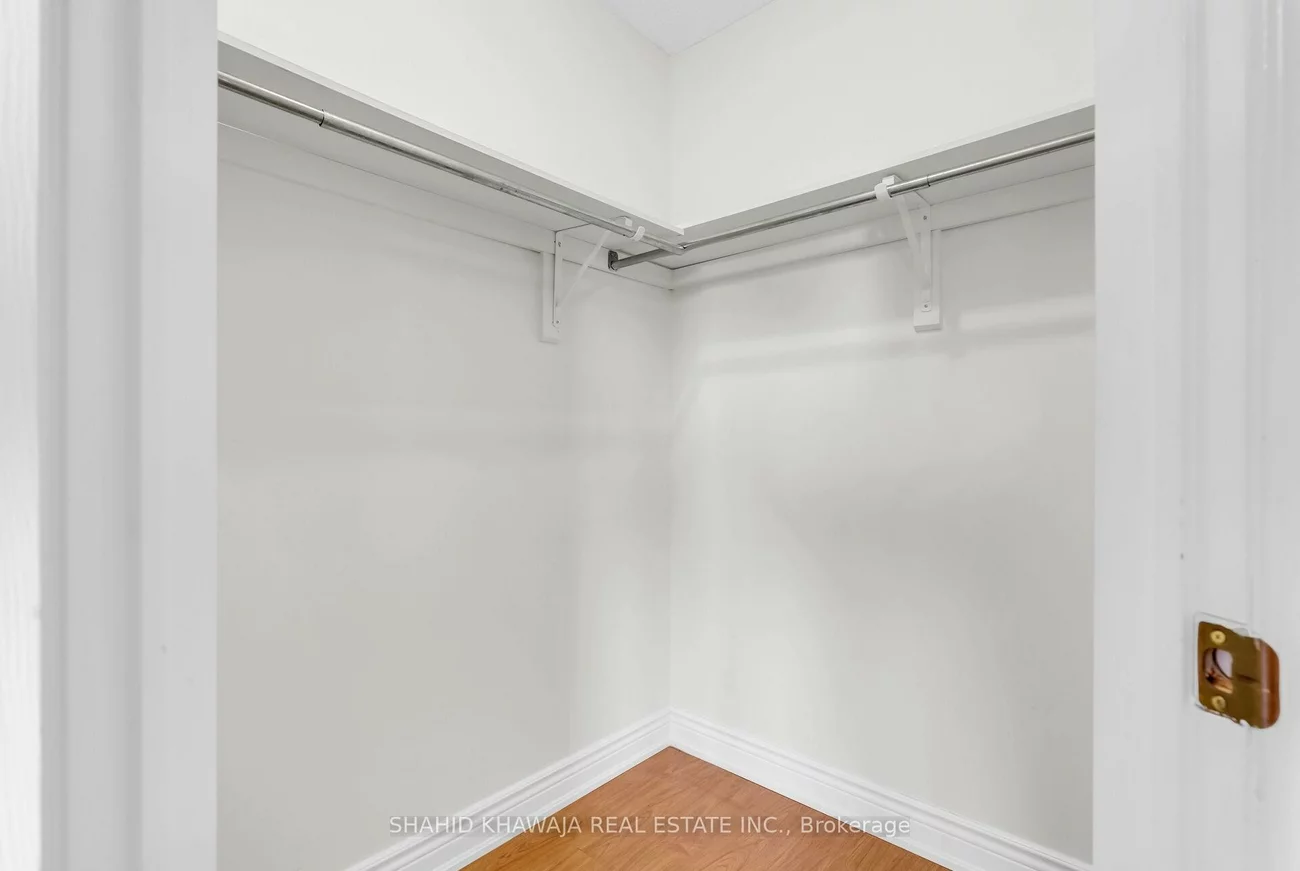 7683, Black Walnut, Lisgar, Mississauga