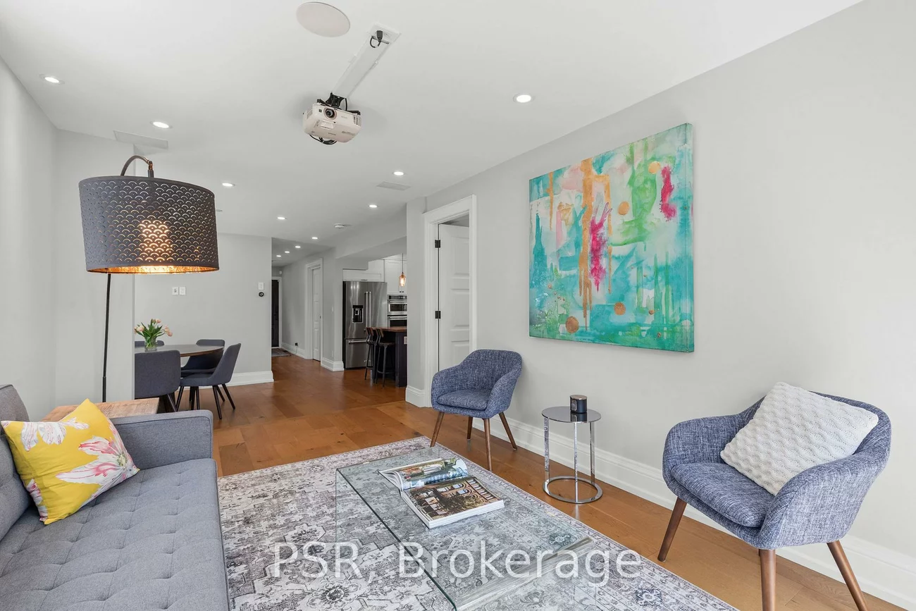 176, Troy, Mineola, Mississauga