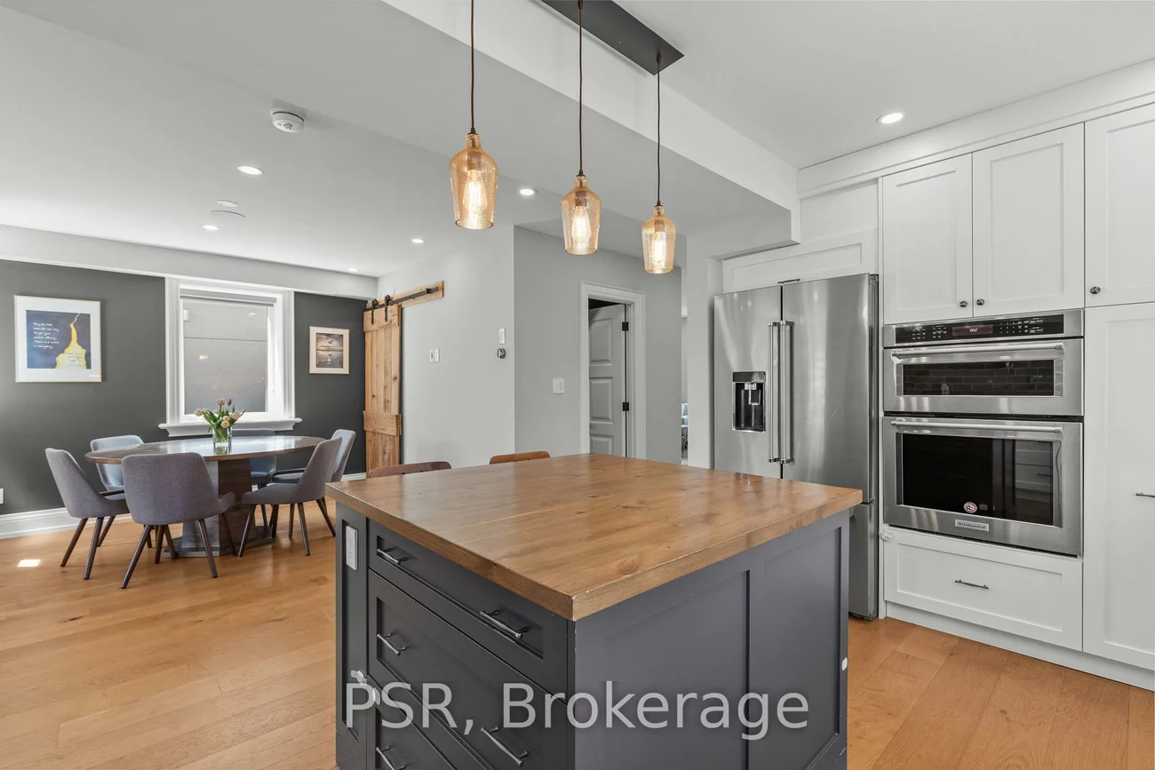 176, Troy, Mineola, Mississauga