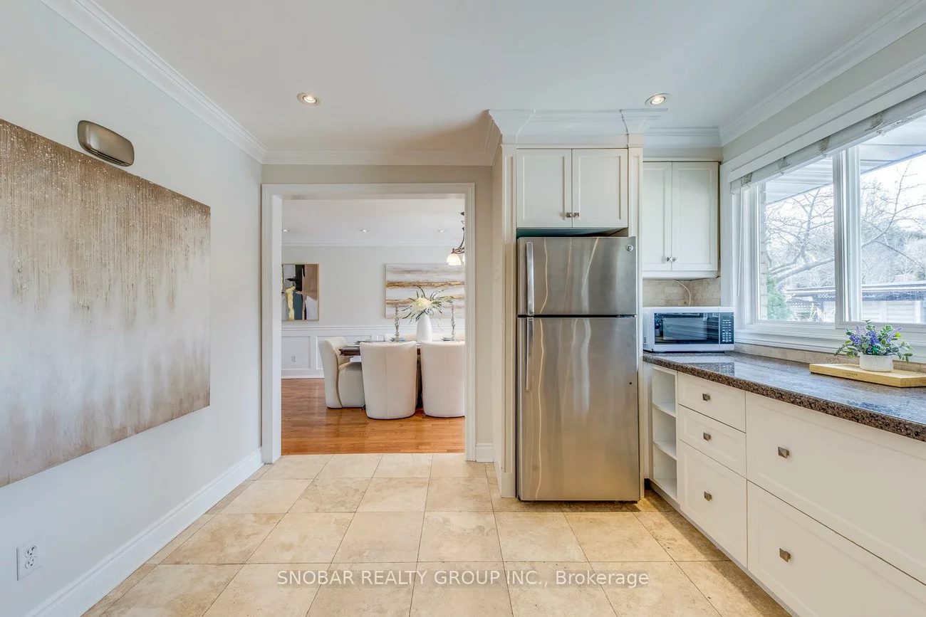 71, Premium, Cooksville, Mississauga