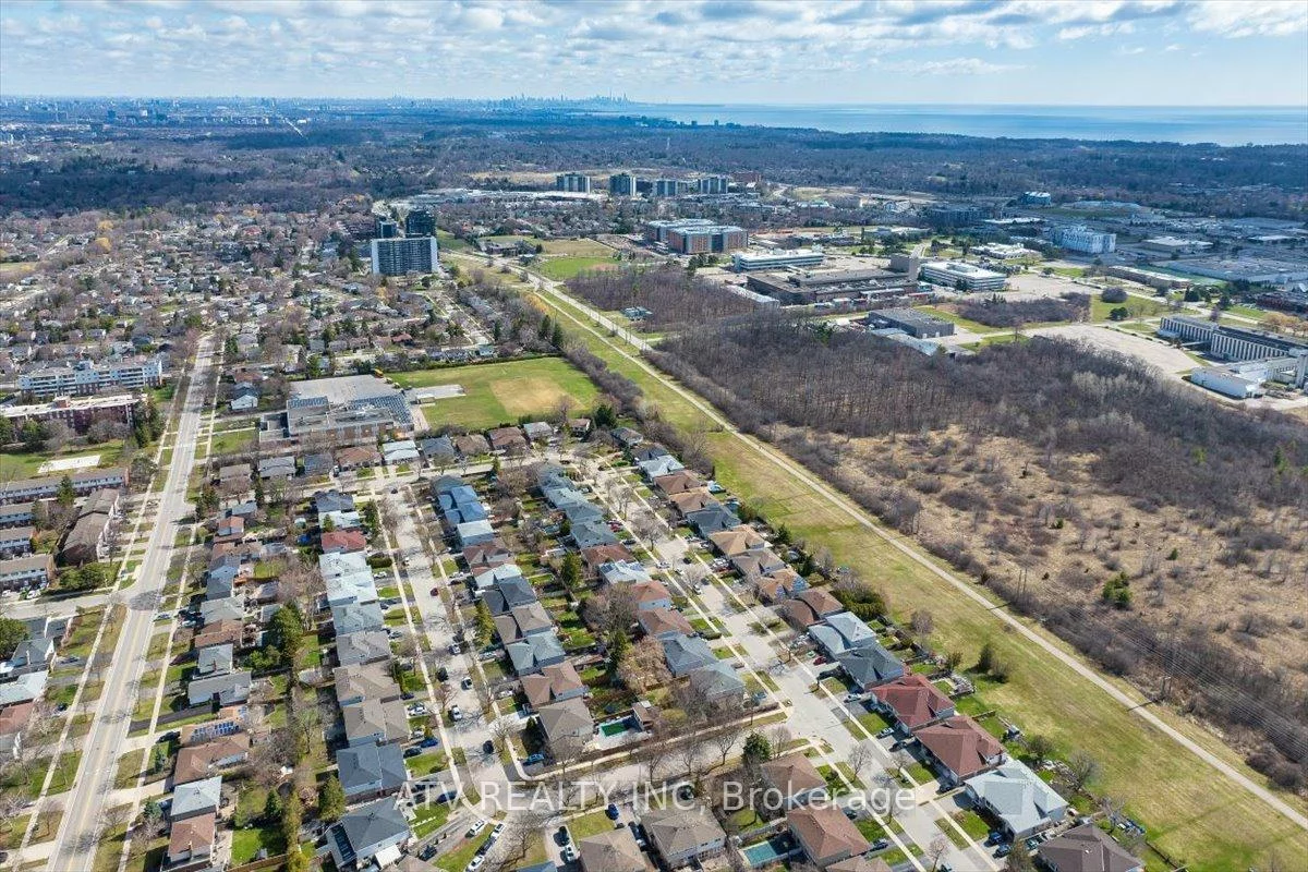 2504, Glamworth, Sheridan, Mississauga