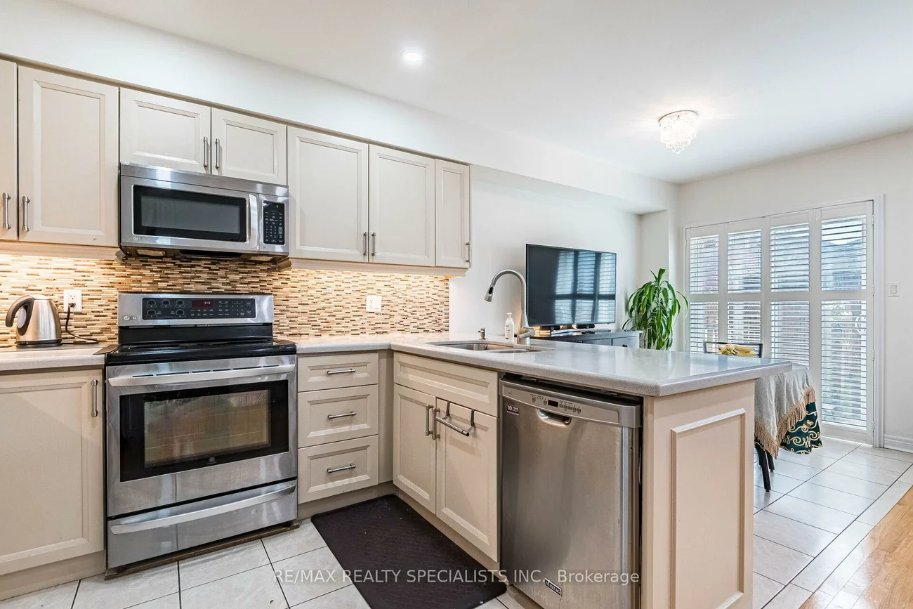 6672, Opera Glass, Meadowvale Village, Mississauga