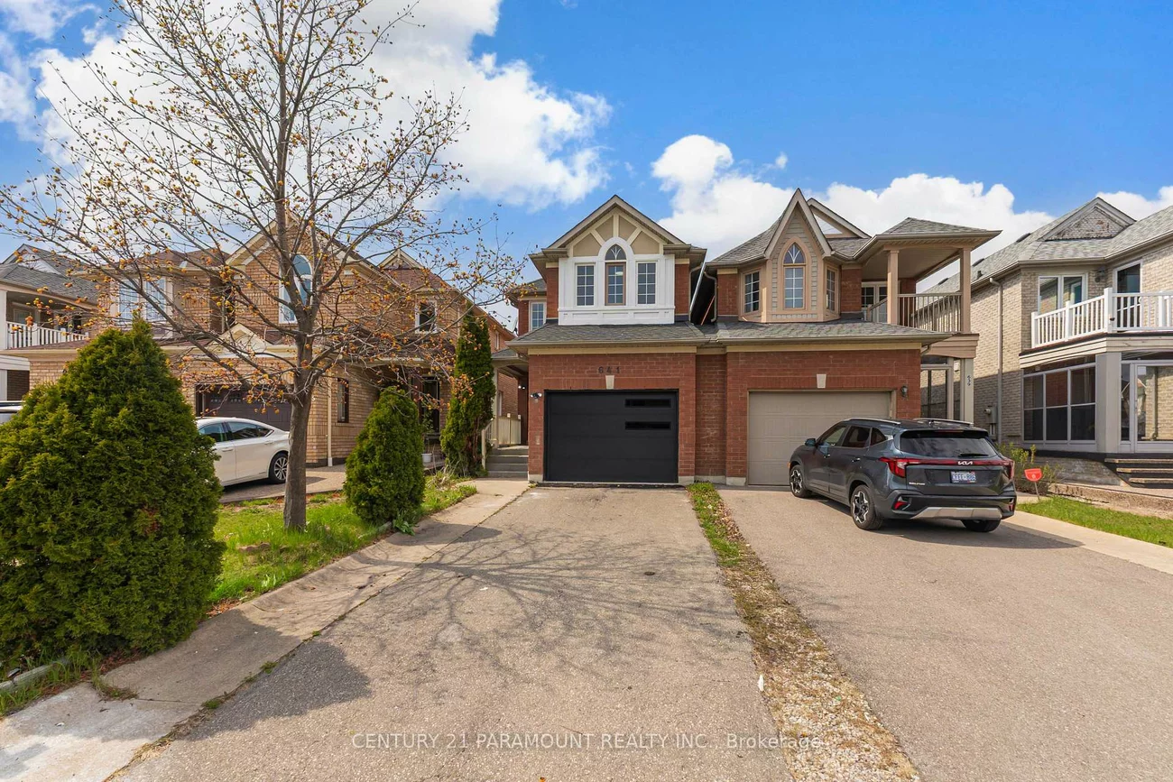 641, Macbeth, Meadowvale Village, Mississauga