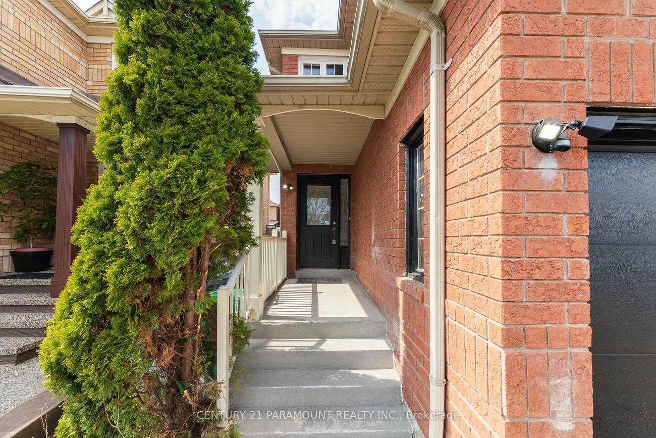 641, Macbeth, Meadowvale Village, Mississauga