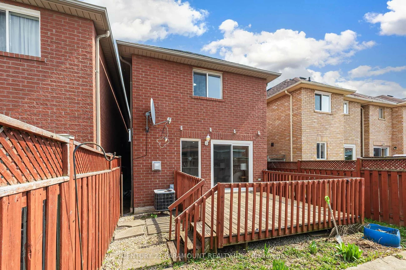 641, Macbeth, Meadowvale Village, Mississauga