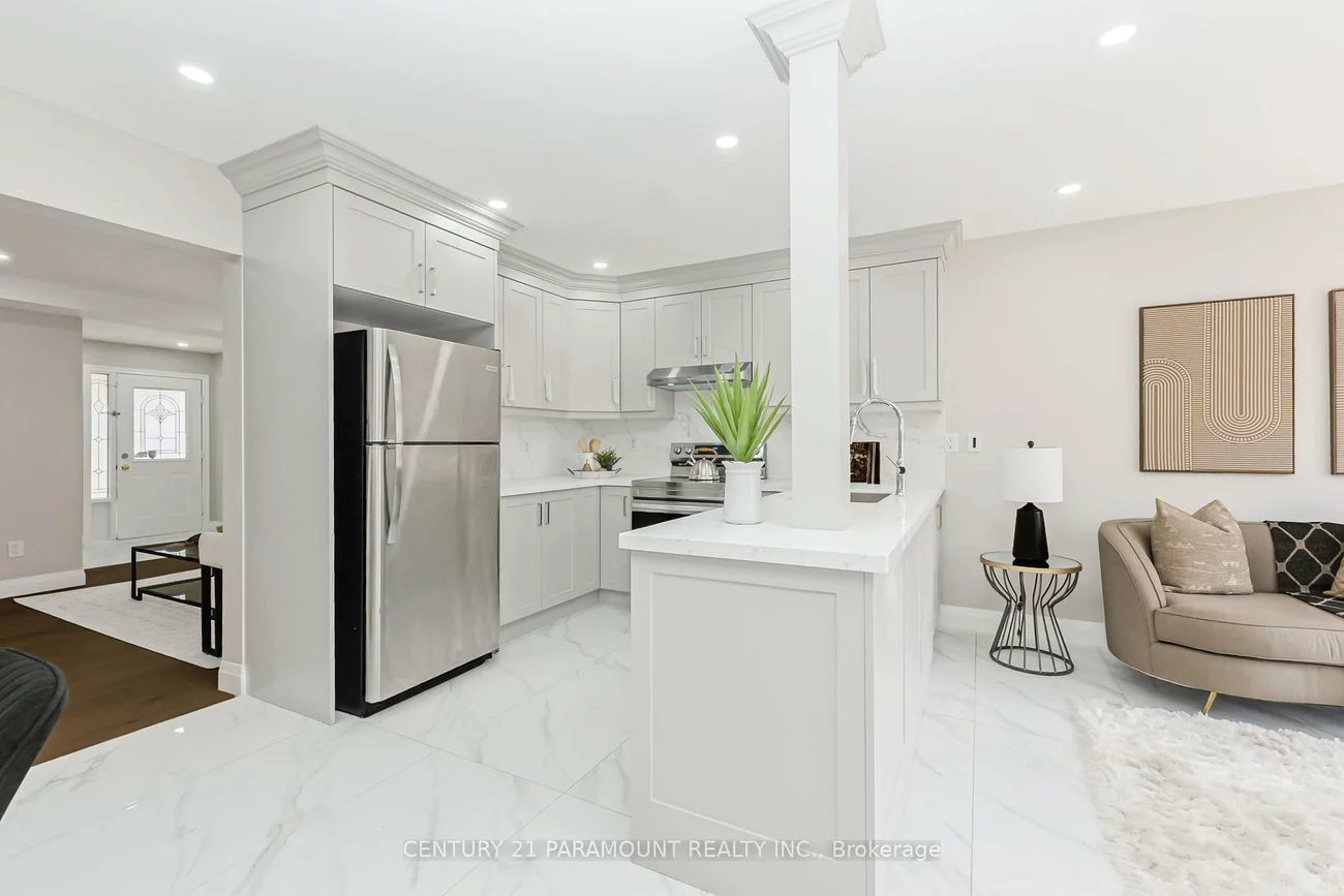 641, Macbeth, Meadowvale Village, Mississauga