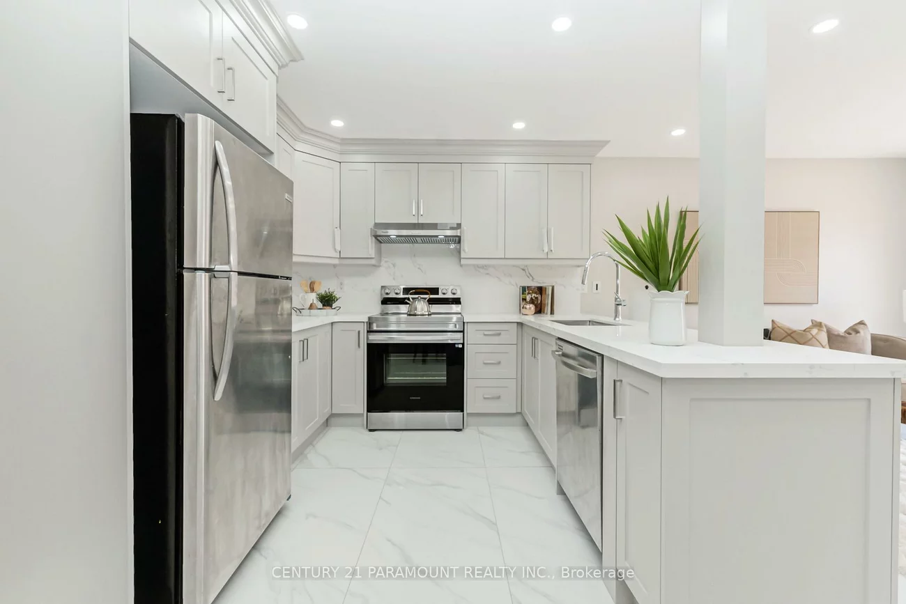 641, Macbeth, Meadowvale Village, Mississauga
