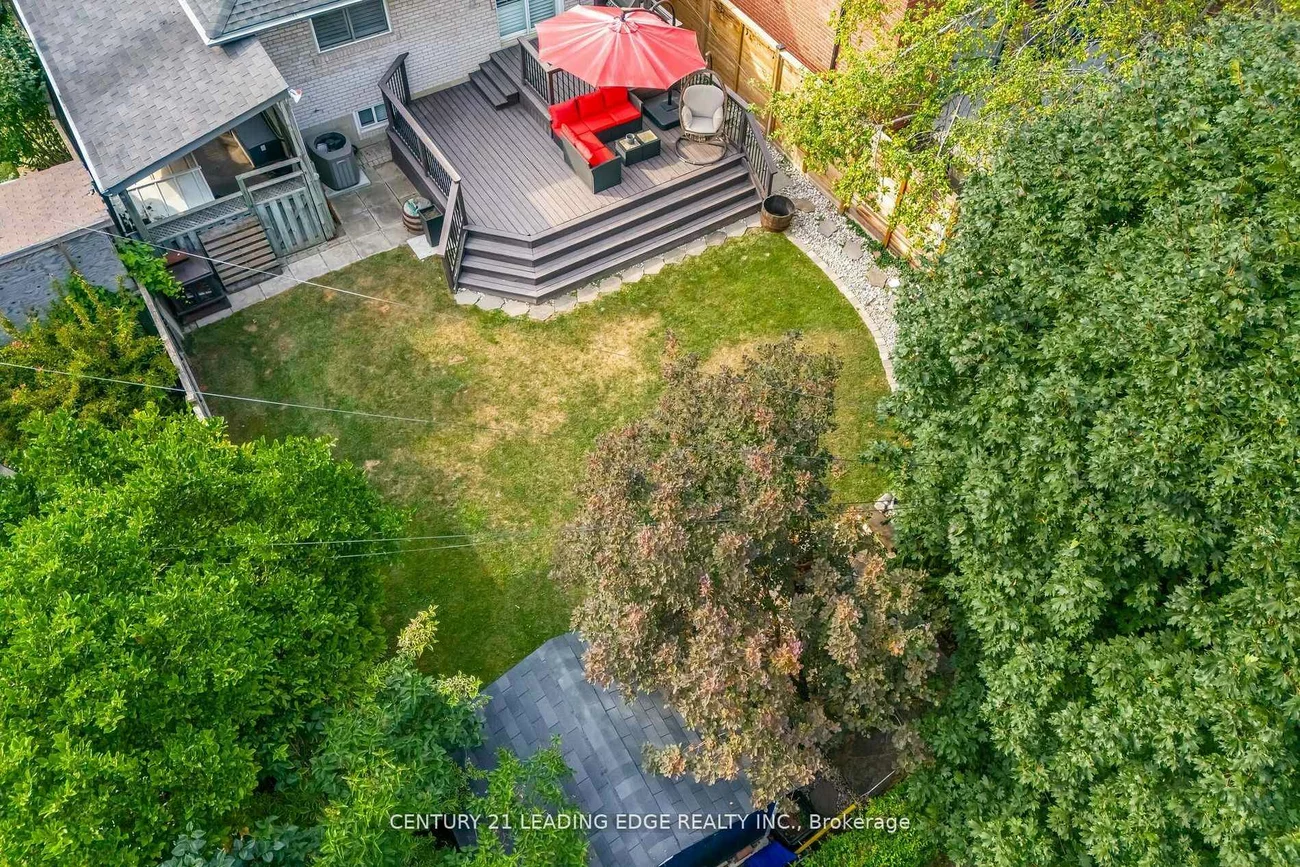 586, Curzon, Lakeview, Mississauga