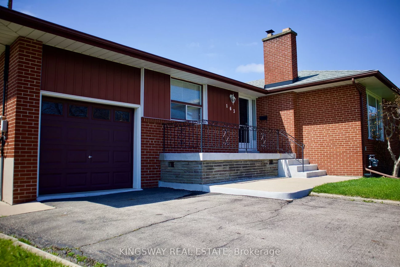 163, Floradale, Cooksville, Mississauga