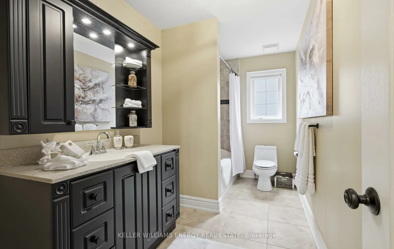 768, Duchess, Lakeview, Mississauga