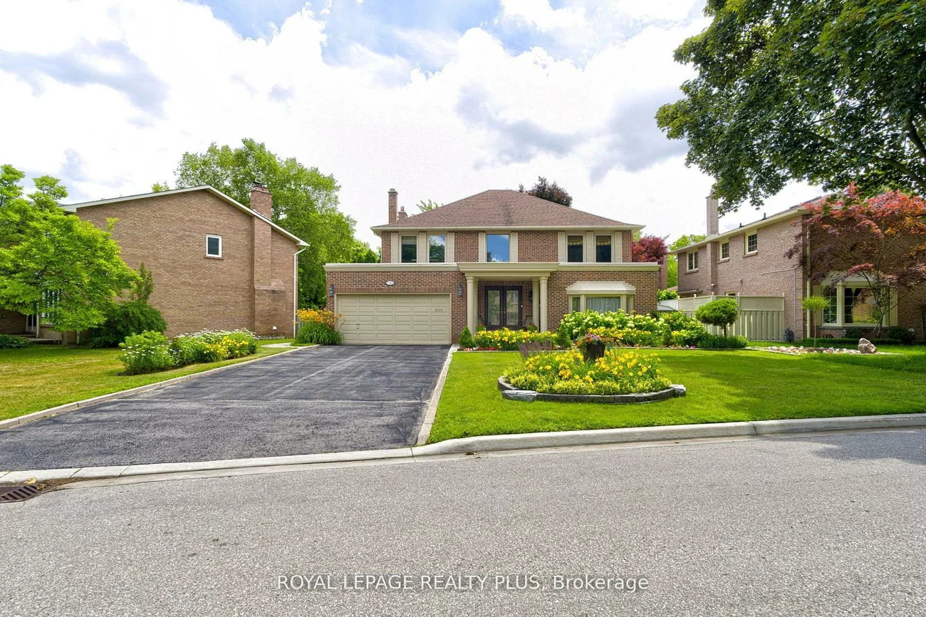 1760, Featherston, Erin Mills, Mississauga
