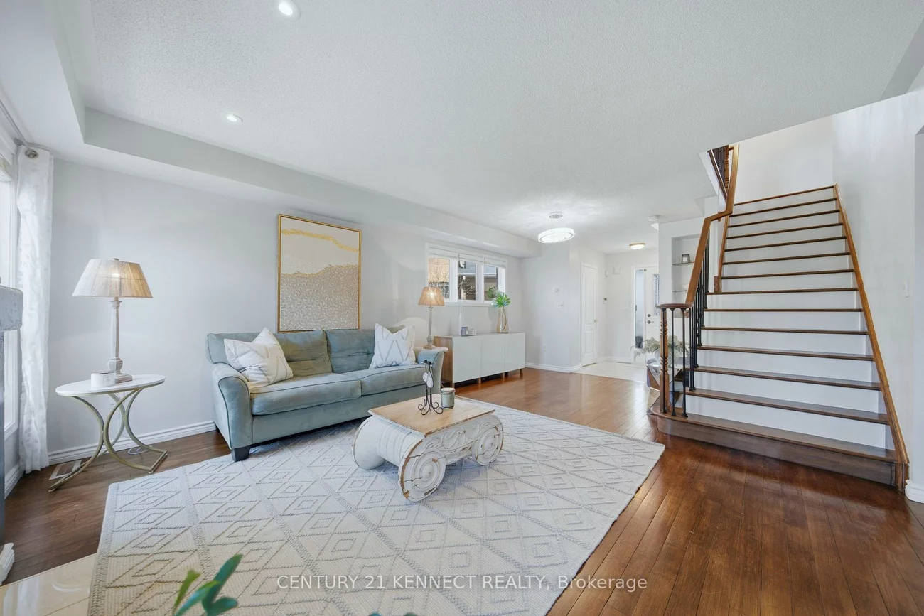 1644, Samuelson, Meadowvale Village, Mississauga
