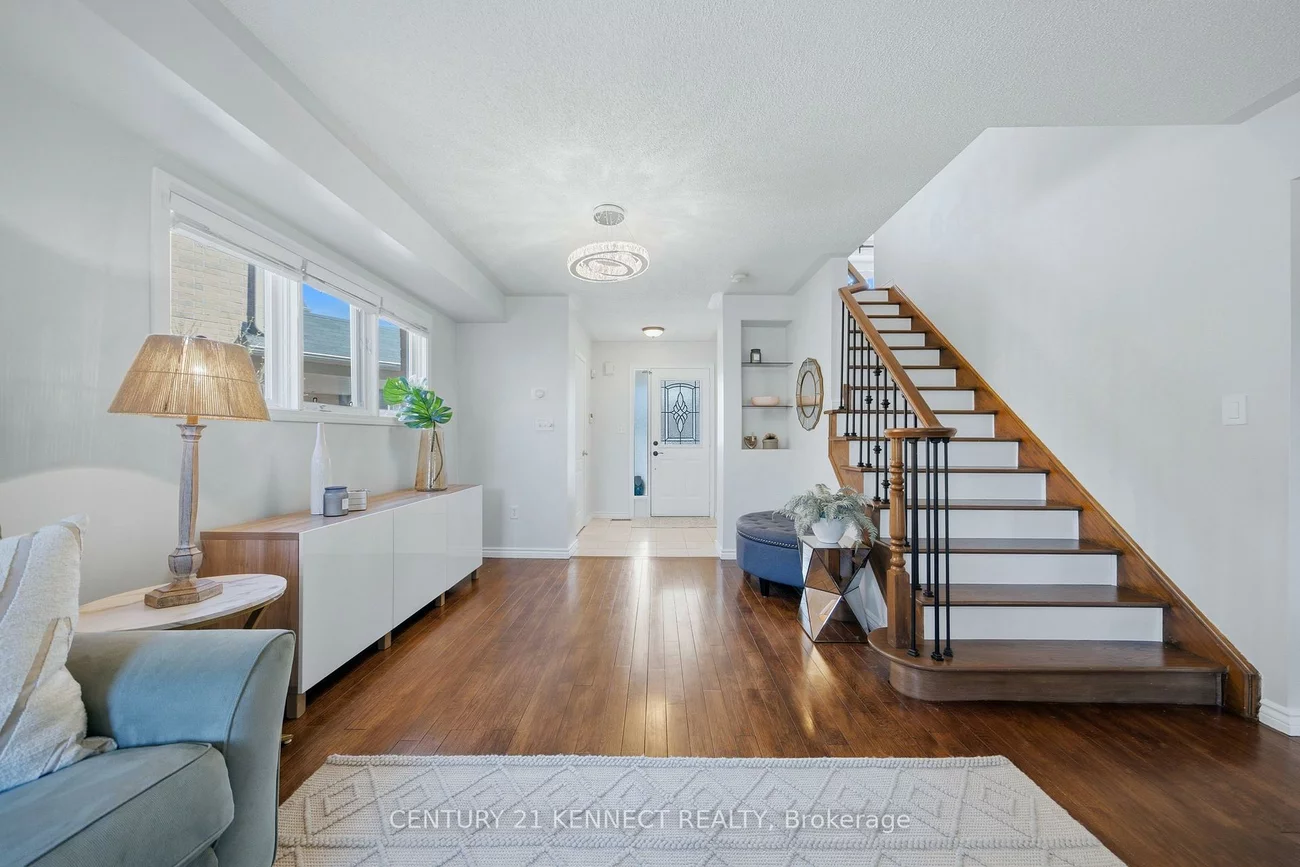 1644, Samuelson, Meadowvale Village, Mississauga