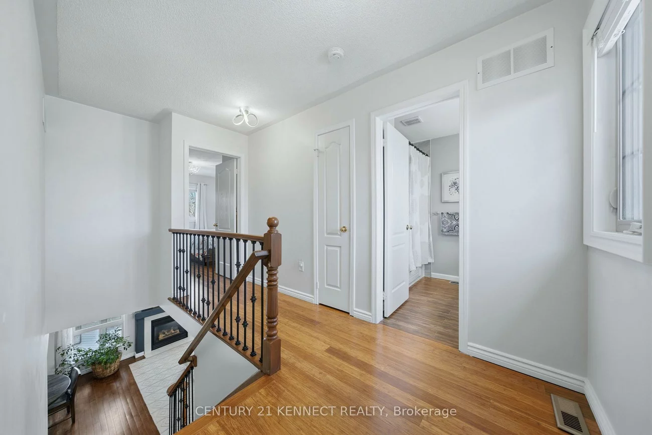 1644, Samuelson, Meadowvale Village, Mississauga