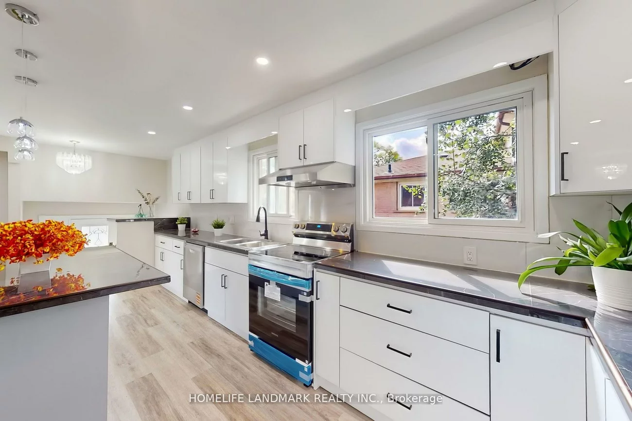 2203, Council Ring, Erin Mills, Mississauga