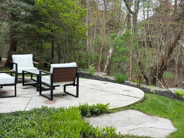 1722, The Pines, Lorne Park, Mississauga