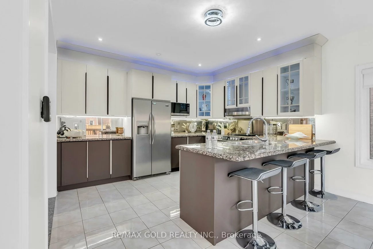 5499, Doctor Peddle, Churchill Meadows, Mississauga