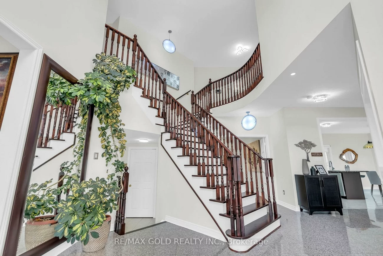 5499, Doctor Peddle, Churchill Meadows, Mississauga