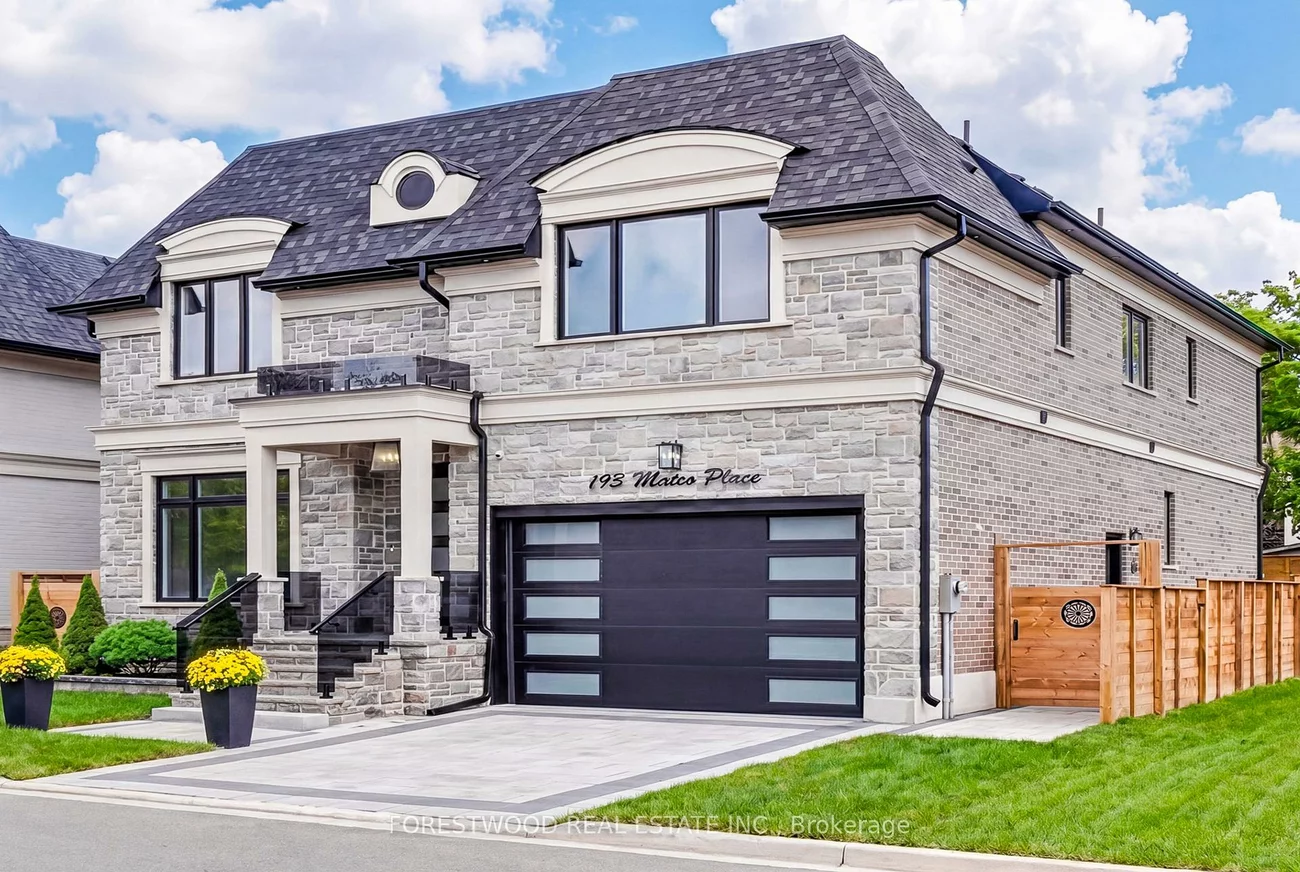 193, Mateo, Cooksville, Mississauga