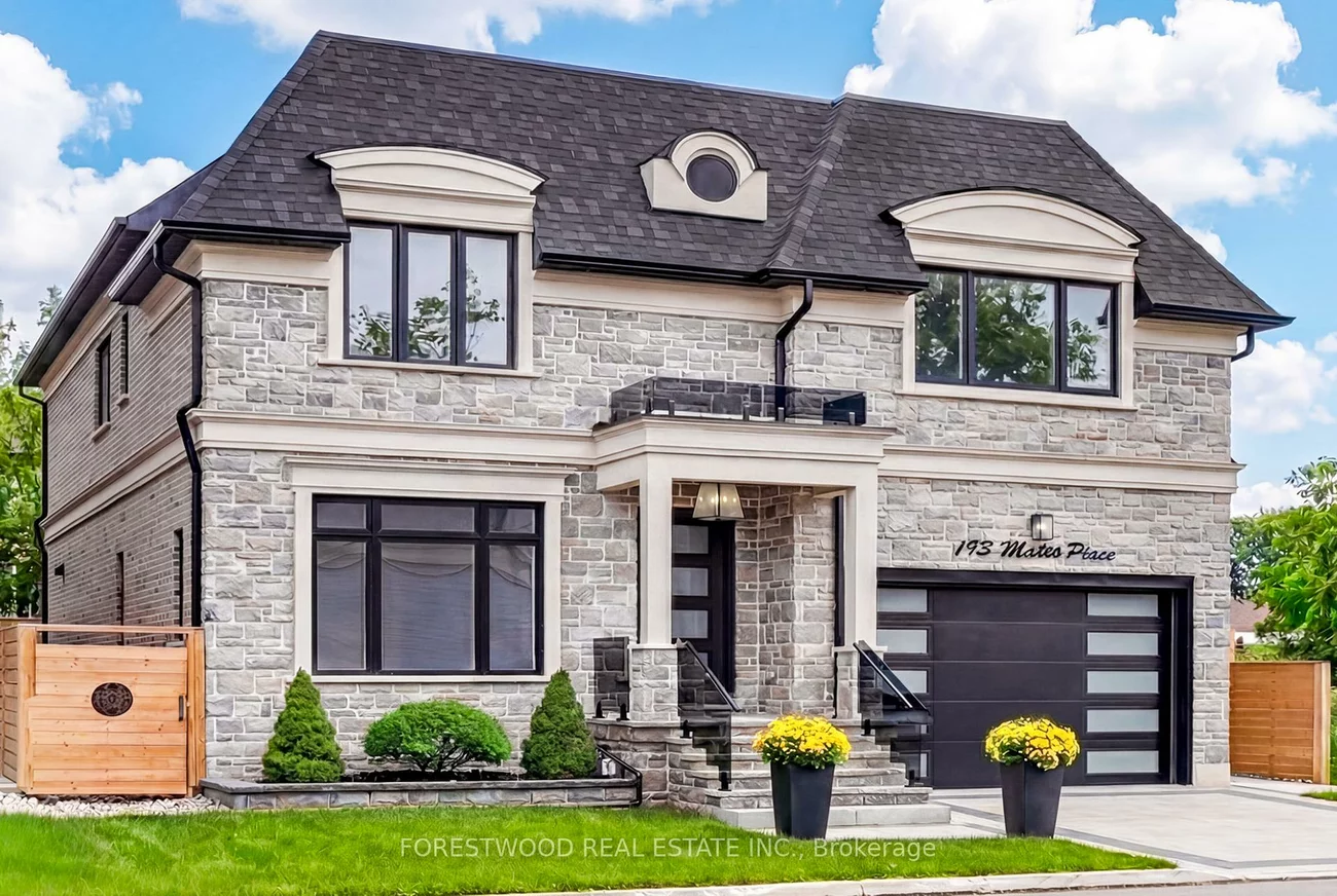 193, Mateo, Cooksville, Mississauga