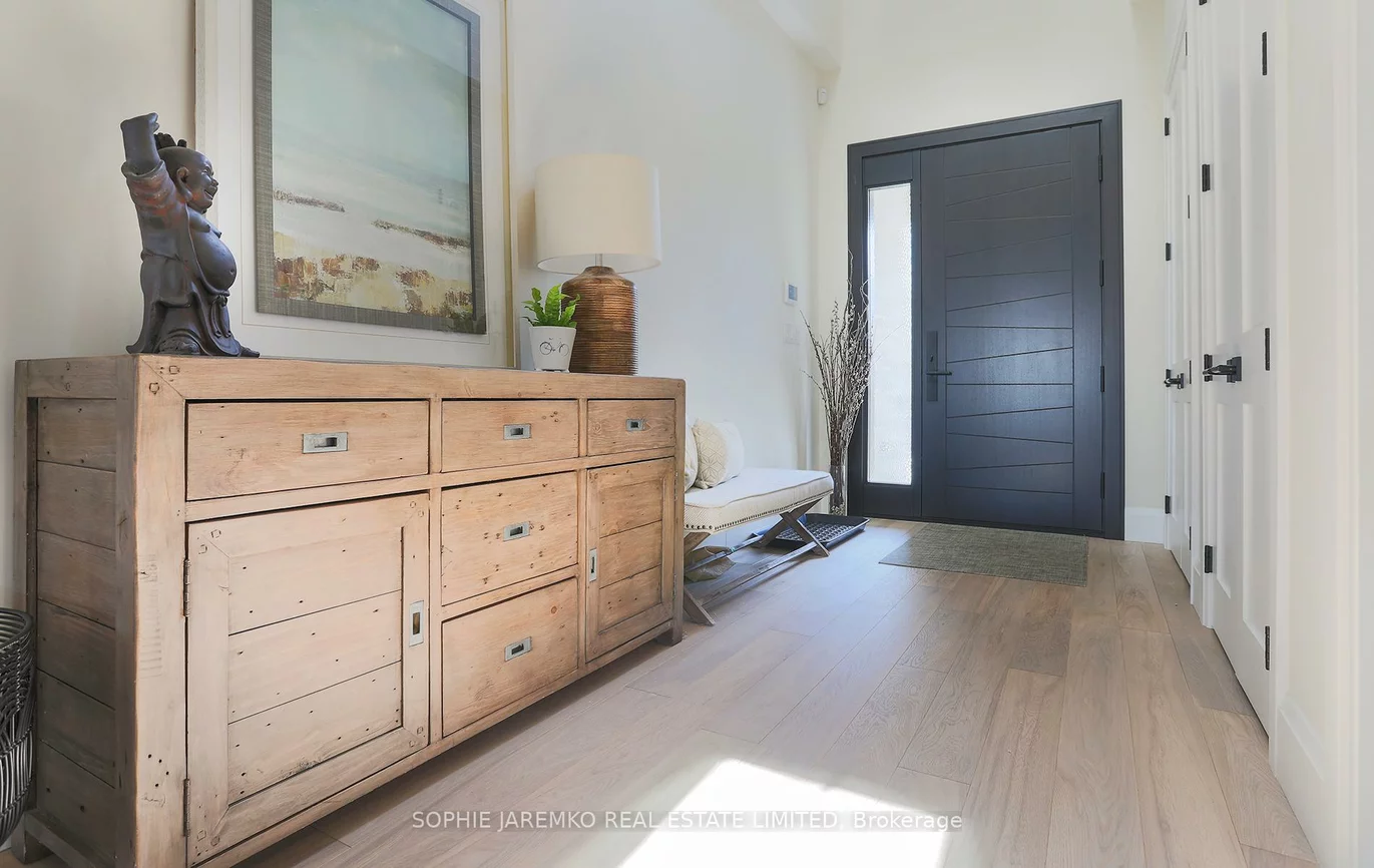 939, Melton, Lakeview, Mississauga