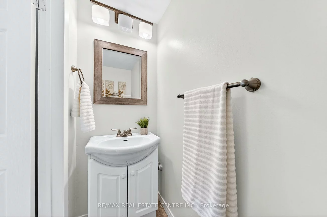1177, Westerdam, Applewood, Mississauga
