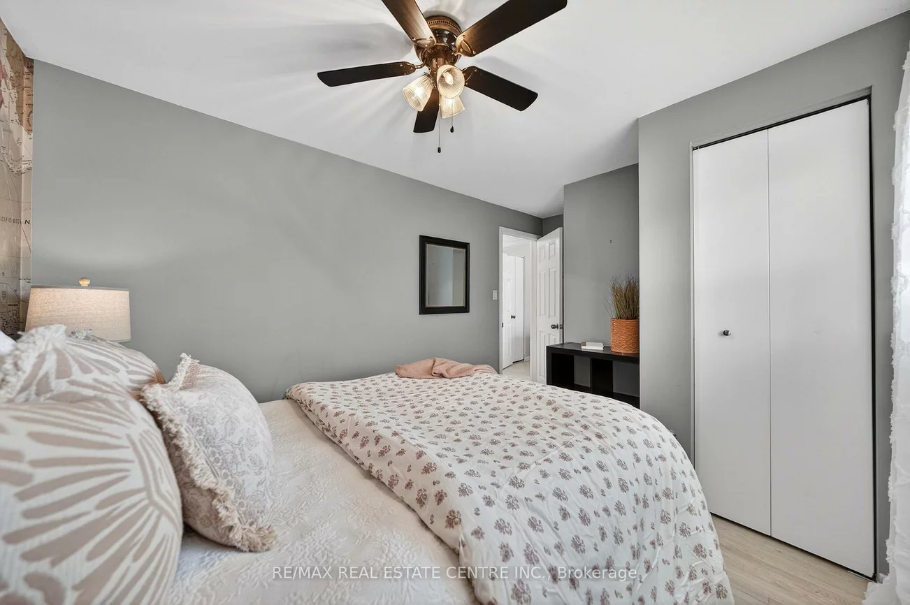 1177, Westerdam, Applewood, Mississauga