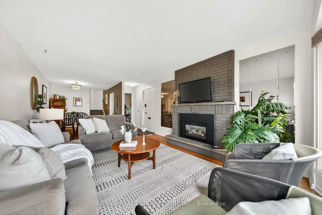1177, Westerdam, Applewood, Mississauga