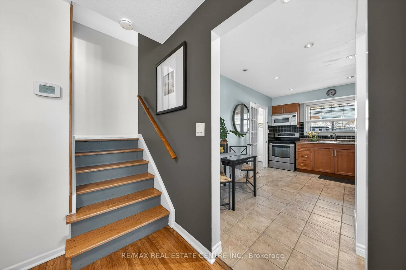 1177, Westerdam, Applewood, Mississauga