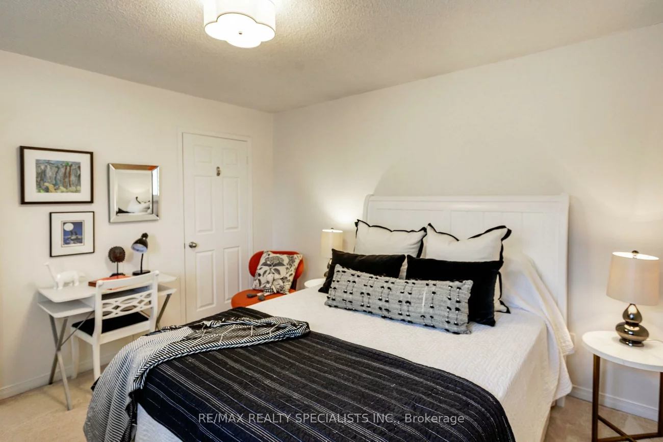 6363, Osprey, Lisgar, Mississauga