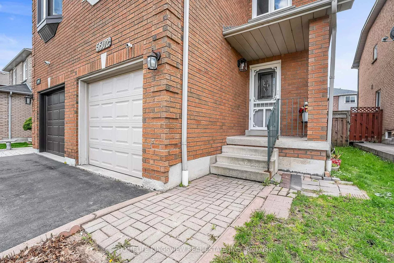 5502, Cosmic, Hurontario, Mississauga