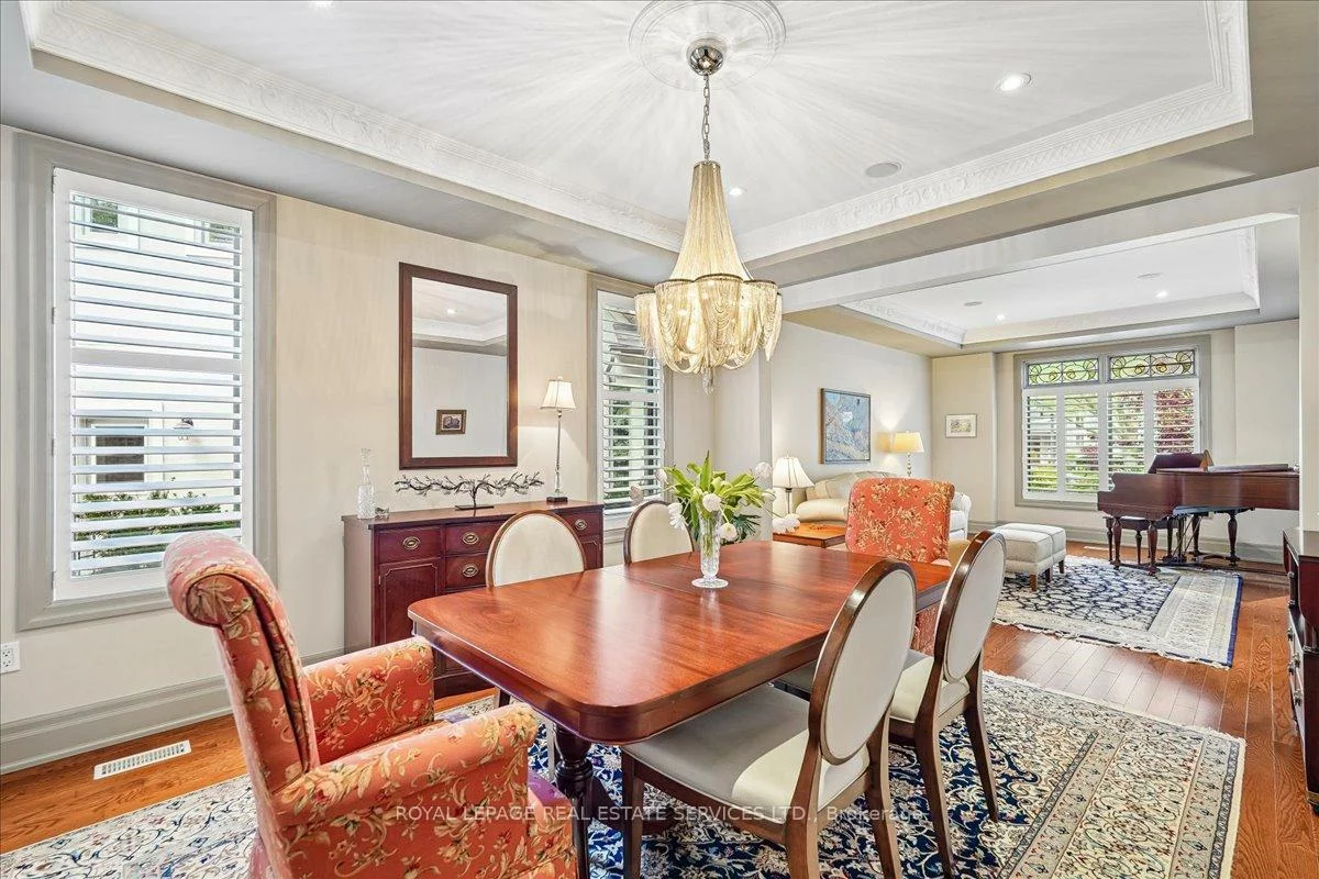 1726, The Pines, Clarkson, Mississauga