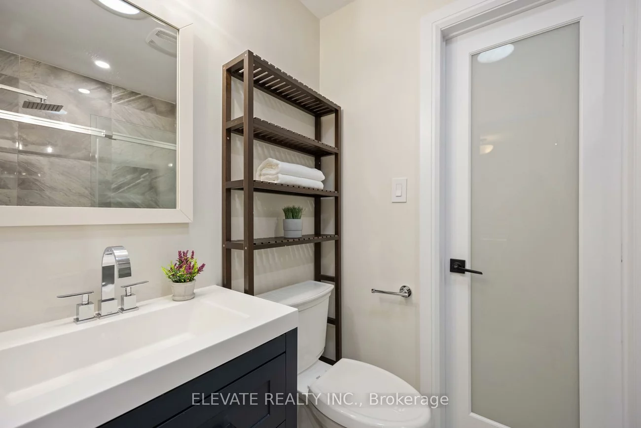 2059, Shawanaga, Sheridan, Mississauga