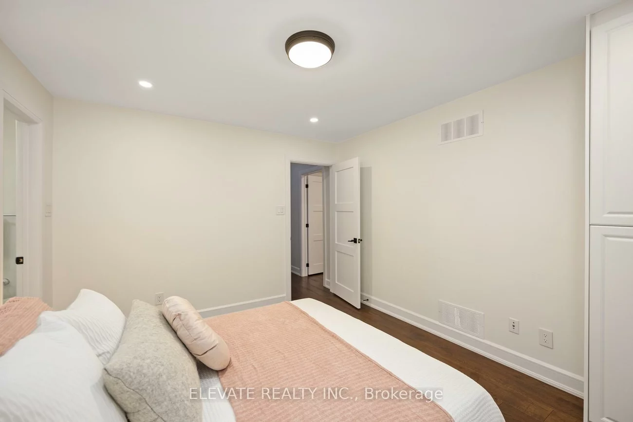 2059, Shawanaga, Sheridan, Mississauga