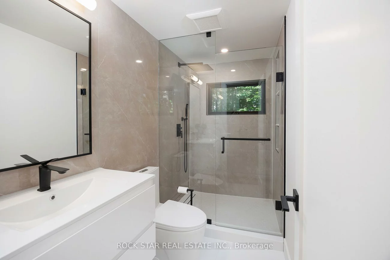 1113, GREENOAKS, Lorne Park, Mississauga