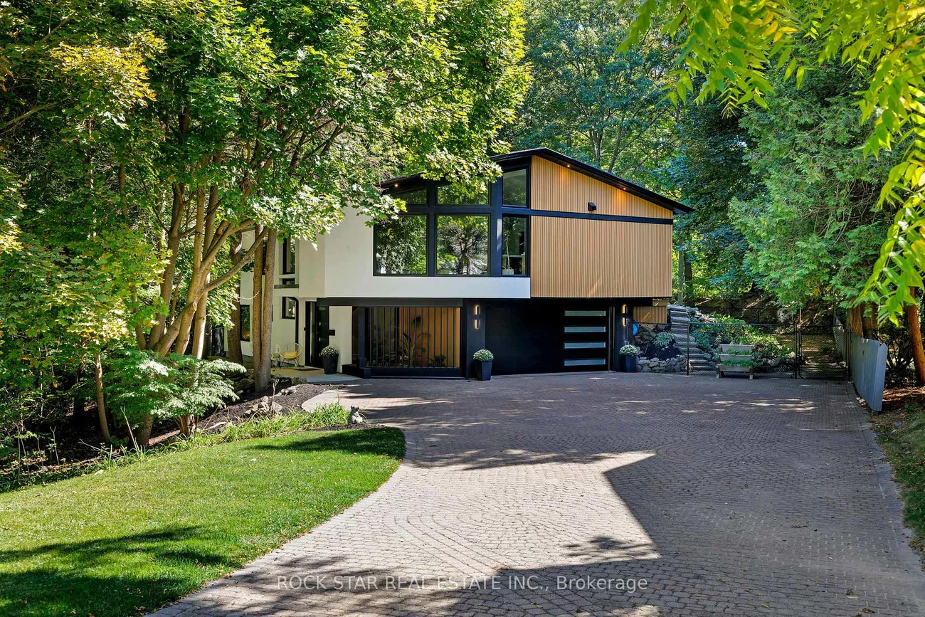 1113, GREENOAKS, Lorne Park, Mississauga
