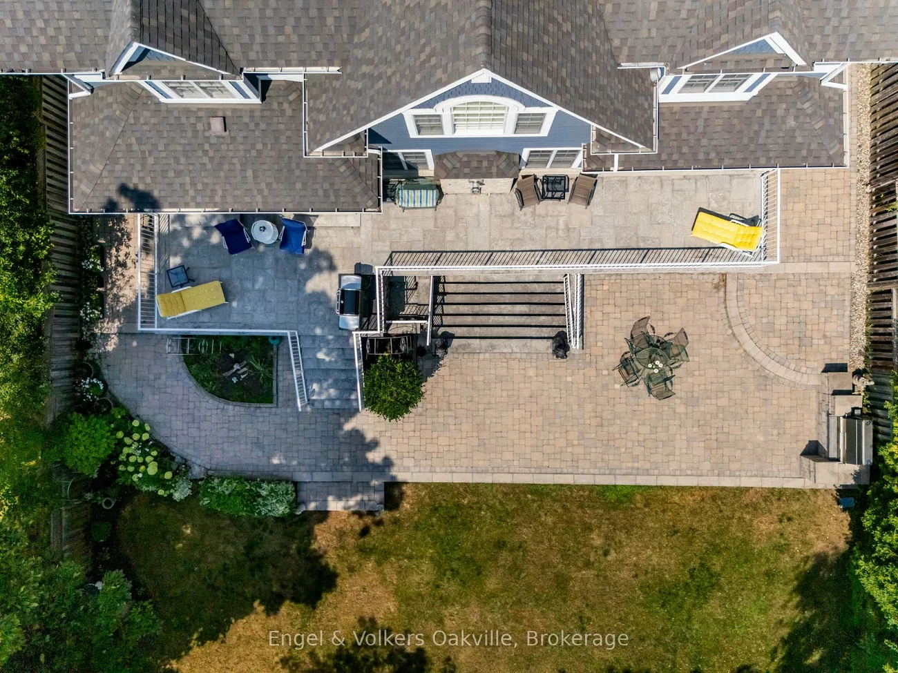 1182, Streambank, Lorne Park, Mississauga