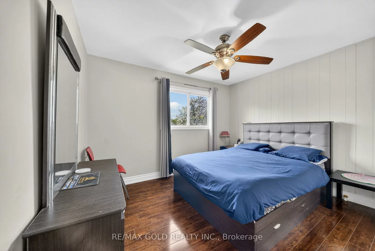3289, Victory, Malton, Mississauga