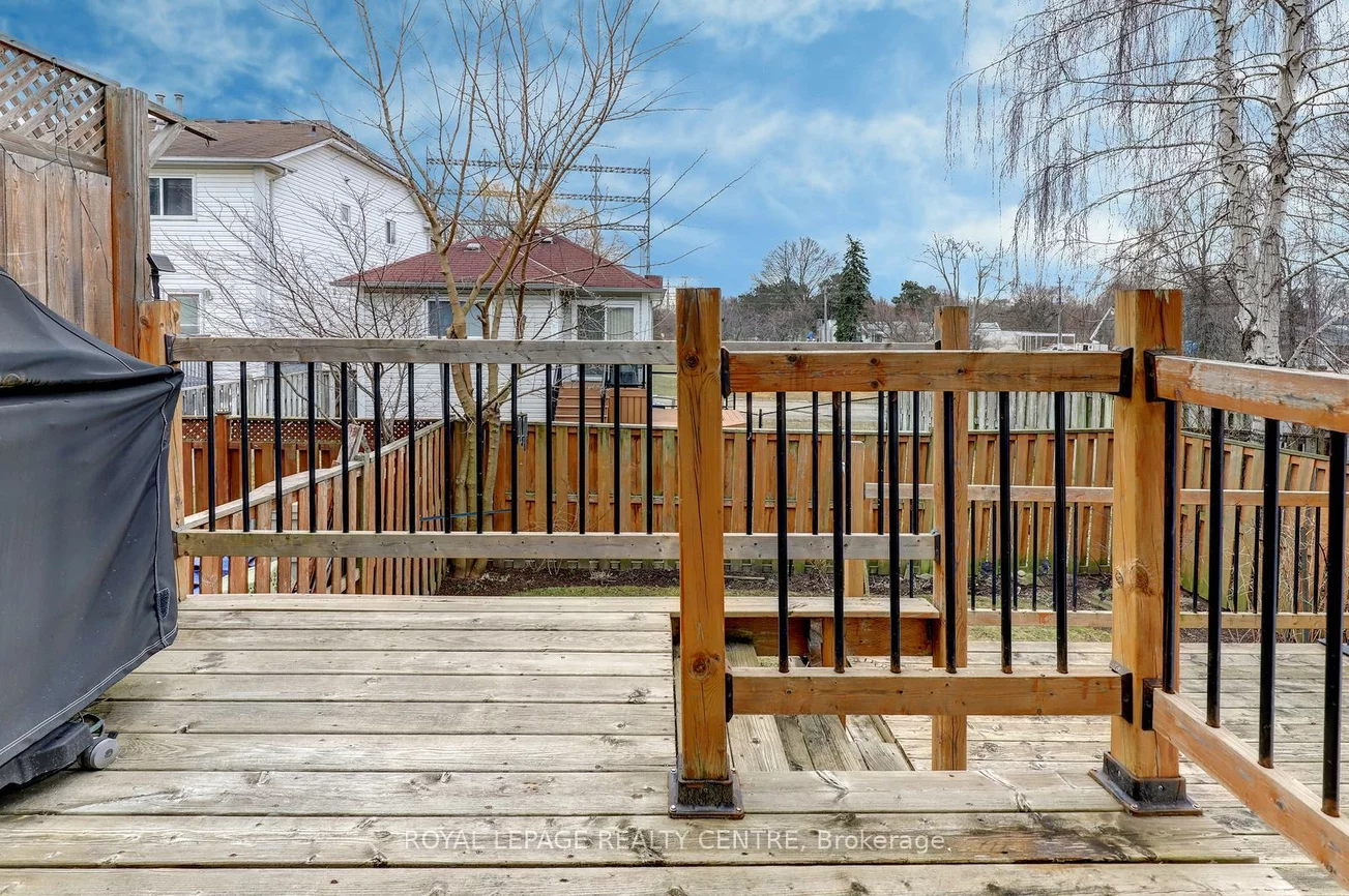 1296, Woodhill, Lakeview, Mississauga
