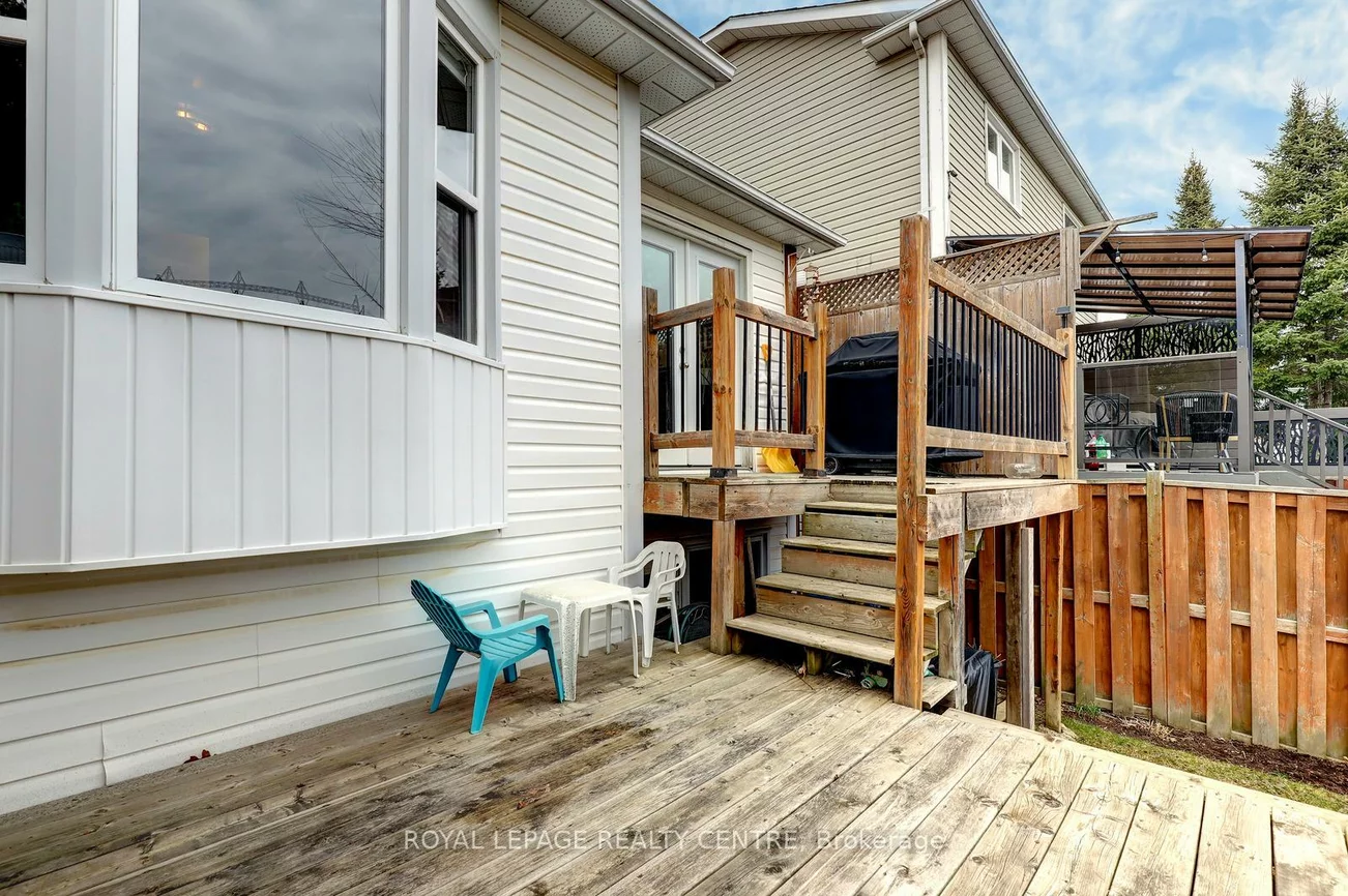1296, Woodhill, Lakeview, Mississauga