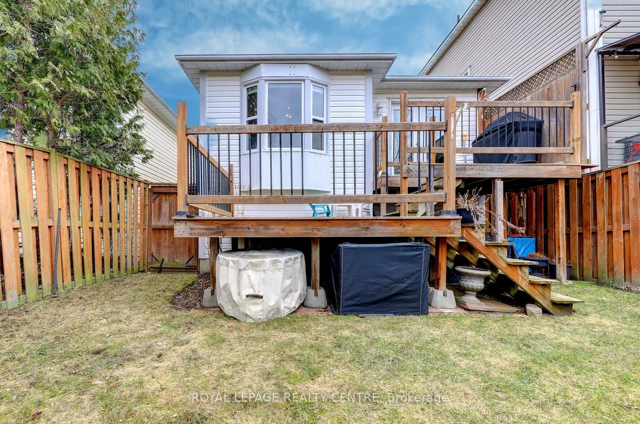 1296, Woodhill, Lakeview, Mississauga